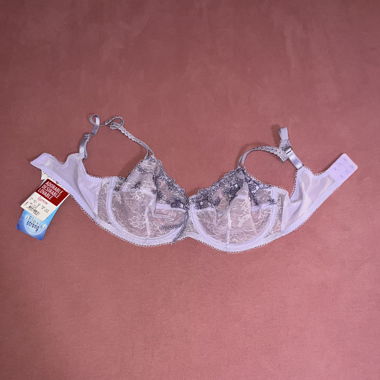 BH in Lila