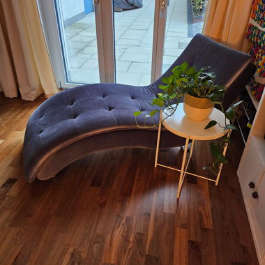 Relaxliege mit integrierten Lautsprechern