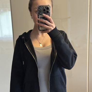 Siksilk sweater