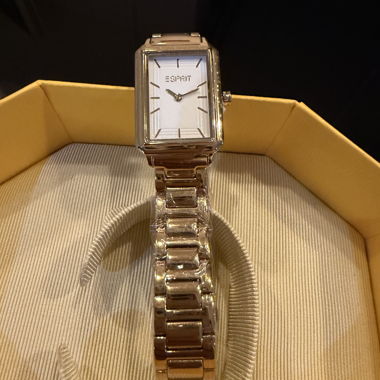MONTRE ESPRIT