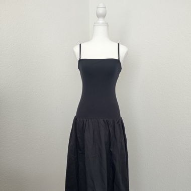 Schwarzes Maxikleid