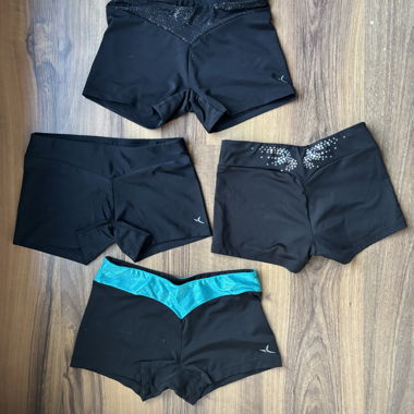 Lot de 4 shorts de sport