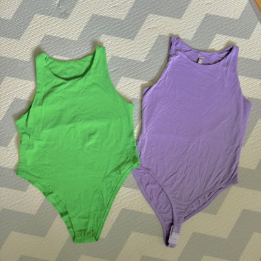 2 women's bodysuits green and lilac sleeveless
