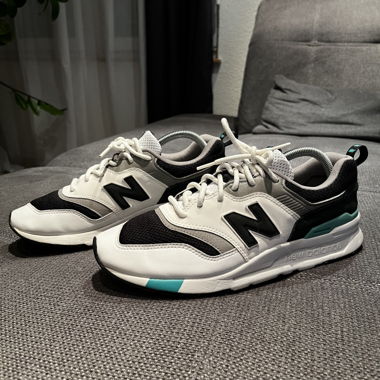 New Balance Sneaker