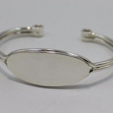 VINTAGE RIGID BRACELET FROM 1970 IN SOLID SILVER!