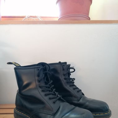 Dr. Martens 