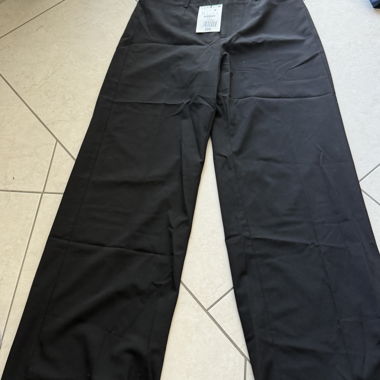 Bershka black fabric trousers – brand new with tag