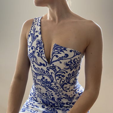 Robe asymétrique 