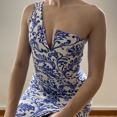 Robe asymétrique 