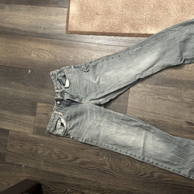 jeans zara coupe droite 
