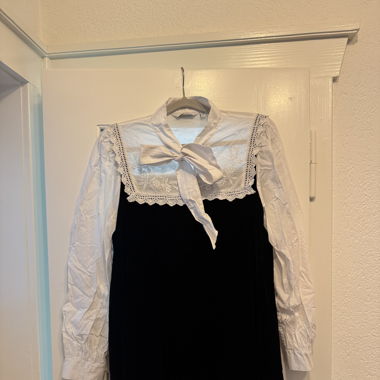 & Other Stories - Samt-Minikleid  