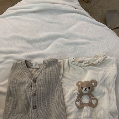 Pulli plus Cardigan für Kindergröße 80