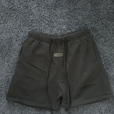 Essentials fear of god kurze hose