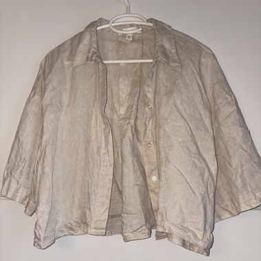 Beige kurze Leinenhemd