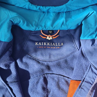 Veste de plein air bleue KAIKKIALLA