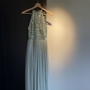 Abendkleid / Cocktailkleid mit Pailletten 