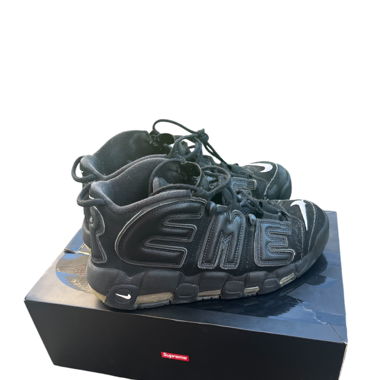 Nike Air uptempo x Supreme in black