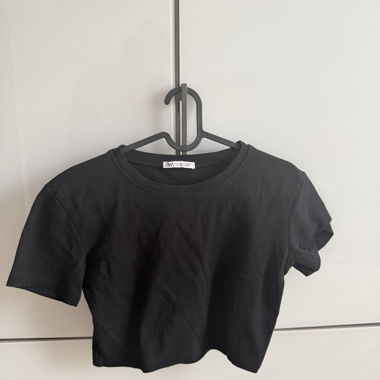 Black Zara Crop T-Shirt