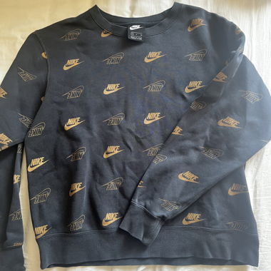 Pullover Nike schwarz Gold 