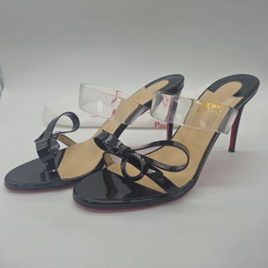 Christian Louboutin Pumps (Gr.38, Absatz 9cm)