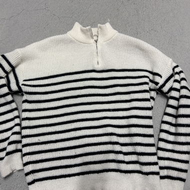 Pull en maille rayé avec zip