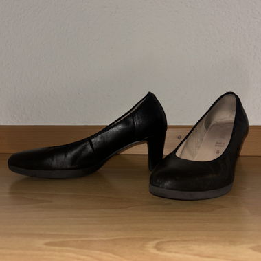 Escarpins noirs Gabor