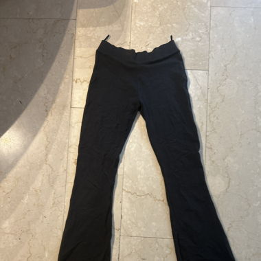 Schwarze Schlaghose Leggins
