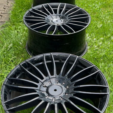Borbet 21-inch Alloy Wheels