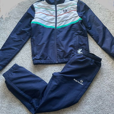 Sports tracksuit