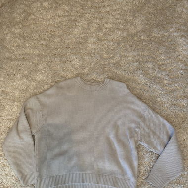 Heller Pullover