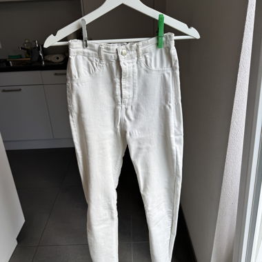 Pantalon blanc taille haute Zara – élégant 