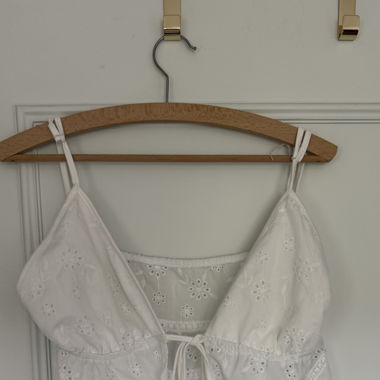 Weisse Bluse zum schnüren