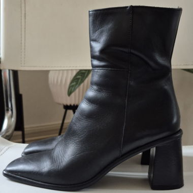 Alohas Stiefelette