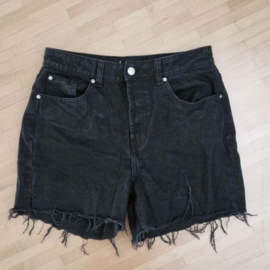 Kurze Hosen