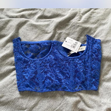 Haut bustier en dentelle bleue