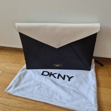 Pochette DKNY