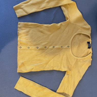 T-shirt manches longues côtelé jaune