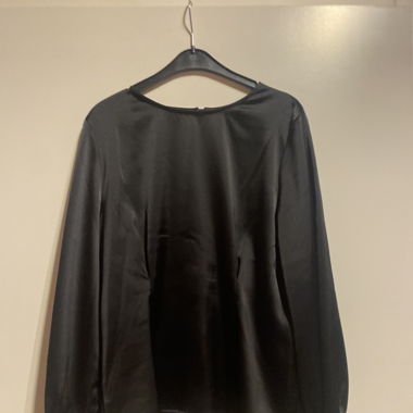 schwarze bluse