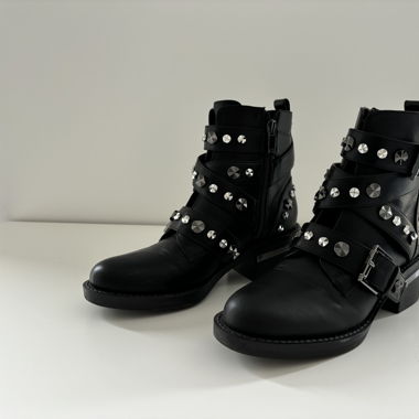 Guess Boots