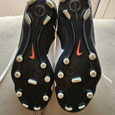 Nike Fussballschuhe Gr. 40.5