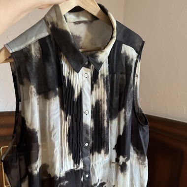 Langes durchsichtiges Hemdkleid
