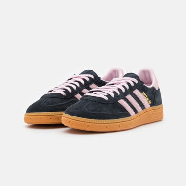 Adidas Sambas pink details