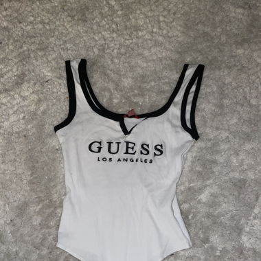 Guess body