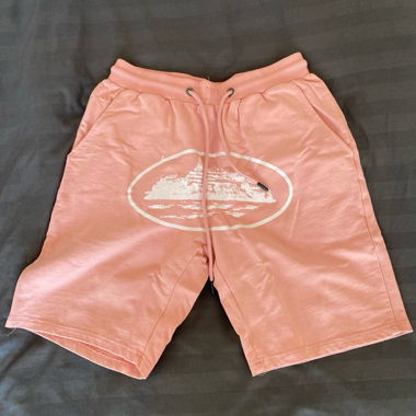 Short Corteiz rosa con stampa