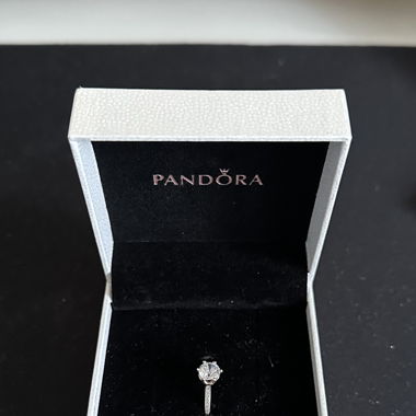 Pandora ring 