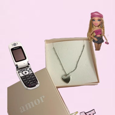 HEART SHAPED SILVER CHAIN