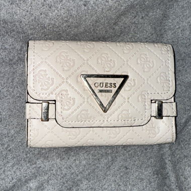 Guess Wallet