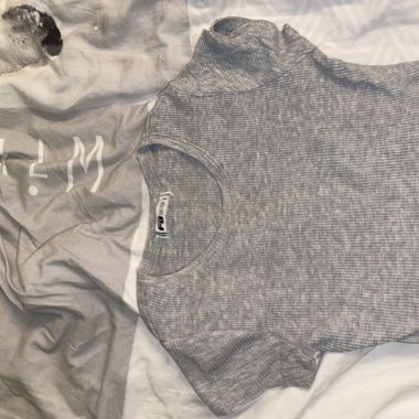 T-shirt grau