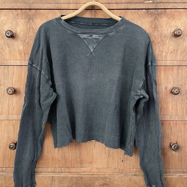 Crop sweater