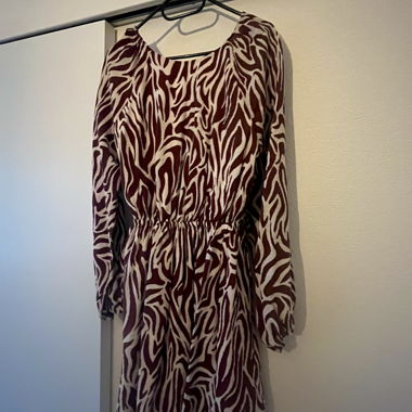 Printed Dress with Long Sleeves